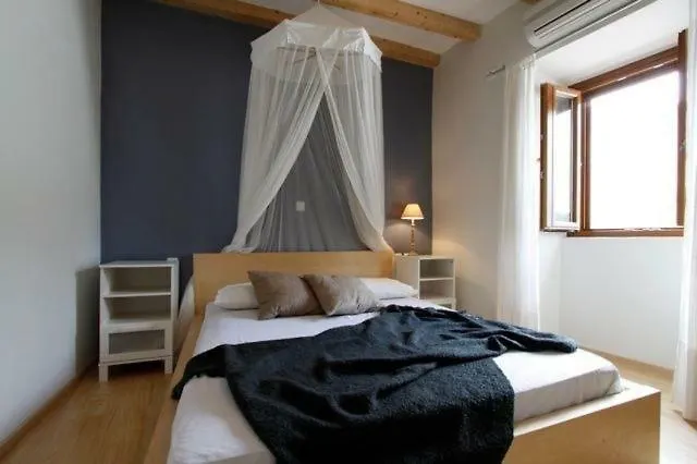 Apartamento Anelina Paxos Residences *